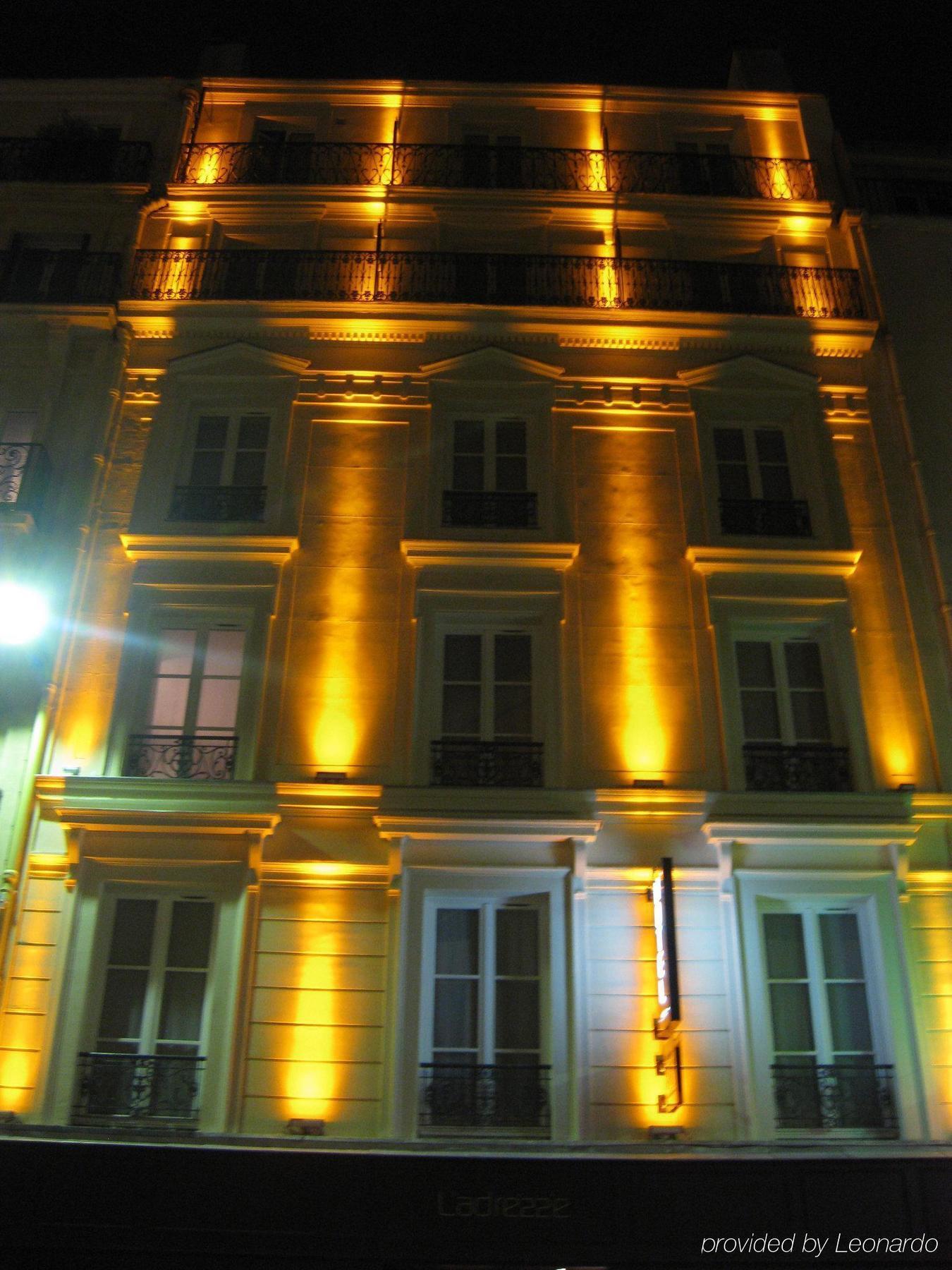 Hotel L'Adresse Paryż Zewnętrze zdjęcie